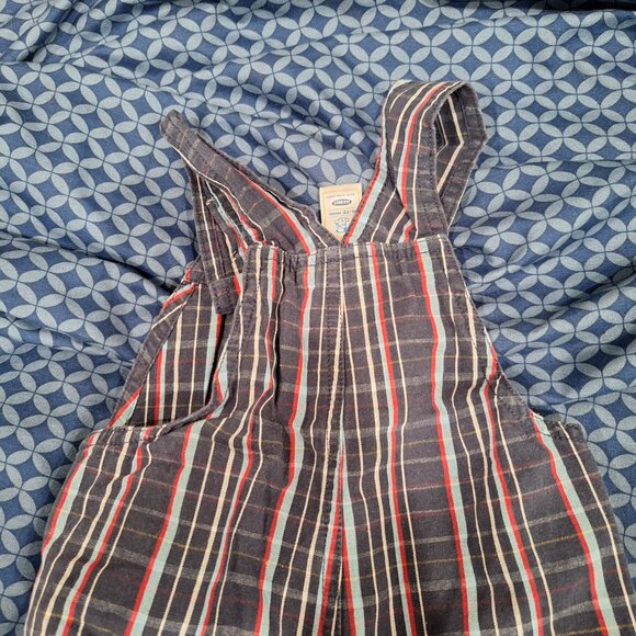 old navy overalls striped 6 to 12 months - Picture 7 of 8